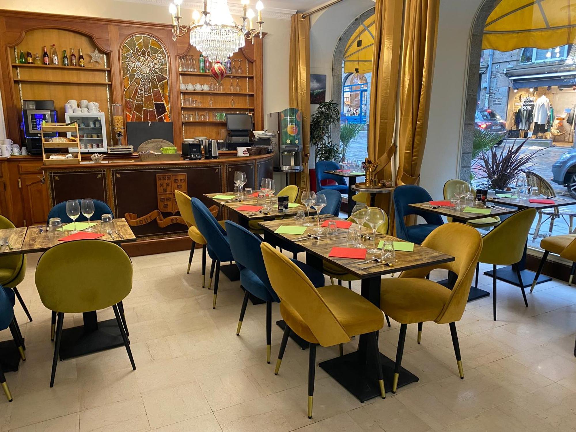 Balzac Hotel Restaurant Фужер Екстер'єр фото